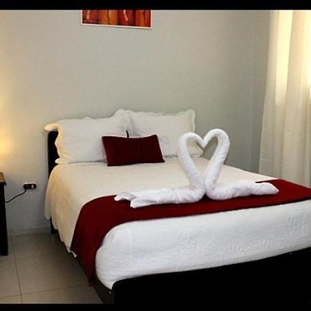Hostal Universal Huaraz Bagian luar foto