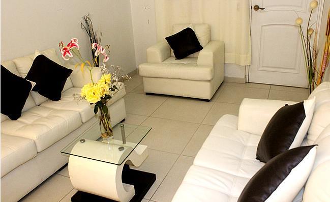 Hostal Universal Huaraz Bagian luar foto
